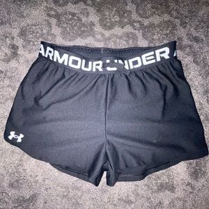 Black Under Armour shorts/ no liner /YLG